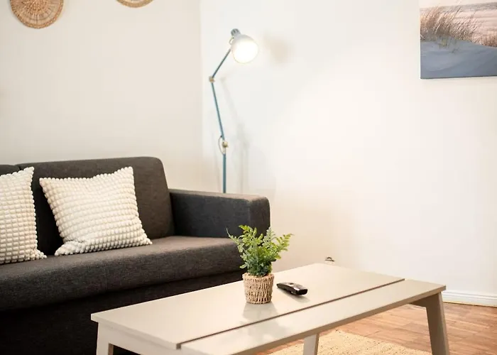 - 2 Bedrooms For Up To 11 Guests * Hamburg